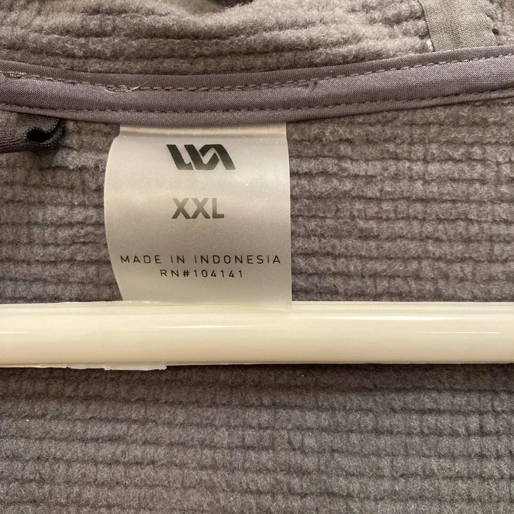 Men’s Performance Jacket - Picture 4 of 7